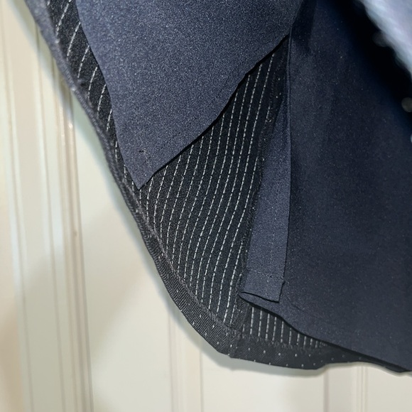 Ann Taylor wool suit jacket and skirt separate fully lined - Picture 6 of 10